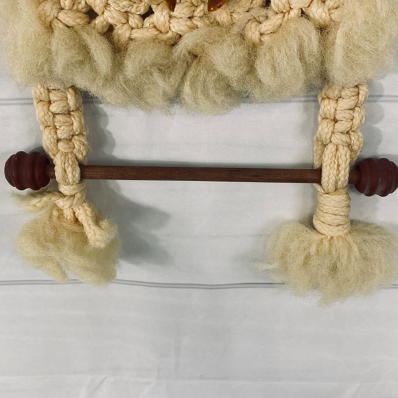 Vintage Cream Macrame Wall Hanging Woven Yarn with Acrylic Butterfly Accent 18” - Picture 4 of 9